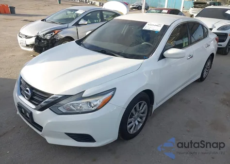 2018 Nissan Altima 2.5 S z USA, uszkodzony, nr VIN 1N4AL3APXJC153712